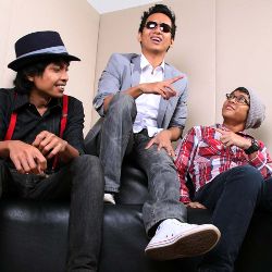 Ginda & the White Flowers Jagoan Muda Blues