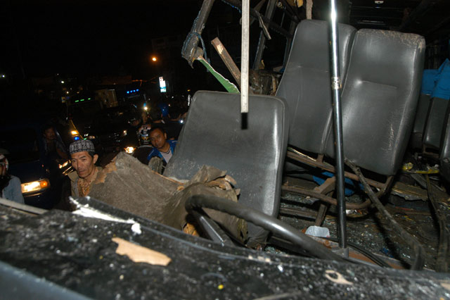 Kecelakaan Bus Maut Cisarua Tewaskan 14 Orang