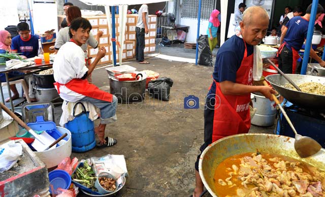 PMI Buka Dapur Umum untuk Korban Kebakaran