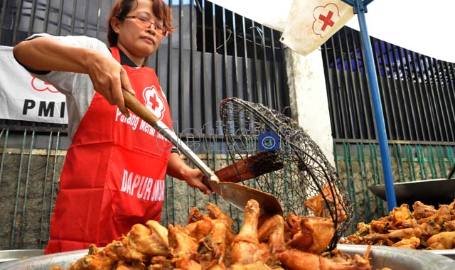 PMI Buka Dapur Umum untuk Korban Kebakaran