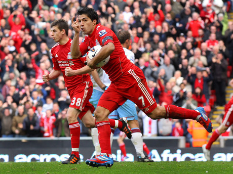 Gol Suarez Selamatkan Liverpool dari Kekalahan