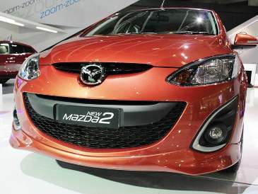 Ssstt! Mazda2 Irit BBM Segera Meluncur