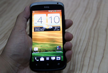 HTC ONE S