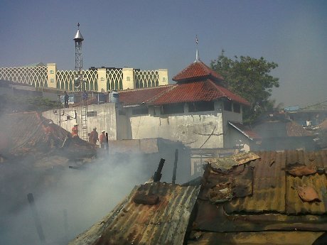 Masjid Al Barokah di Tanah Abang selamat dari peristiwa kebakaran yang menghanguskan 11 rumah