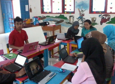 http://images.detik.com/content/2012/08/17/398/blankonbanyumas460.jpg