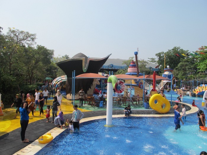 Drizzling land water park discount coupons