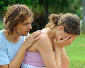 5 Cara Agar Hubungan Tetap Bertahan Walau Sedang Bermasalah [ www.BlogApaAja.com ]