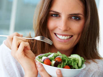 Makan 9 Kali Sehari Dapat Turunkan Kadar Kolesterol