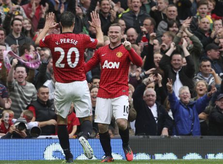 Rooney Diragukan Tampil, Van Persie Fit Rooney Diragukan Tampil, Van Persie Fit