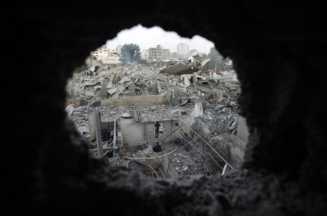 Israel Serang Gaza, Warga Sipil Jadi Korban