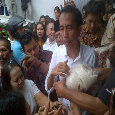 4 Buah Tangan ala Jokowi