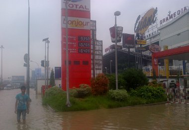 3 SPBU Jl Ahmad Yani Bekasi Tutup, Kerugian Ratusan Juta Rupiah