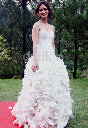 Belum Menikah, 5 Seleb Indonesia Ini Cantik Bergaun Pengantin