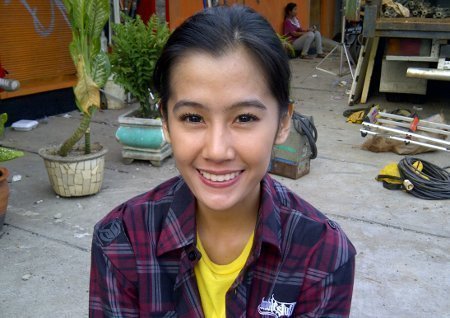 Ardina Rasti Siap Jalani Sidang Awal April