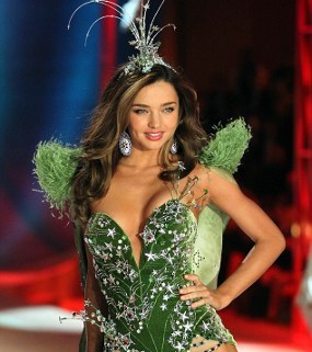 Didepak, Miranda Kerr Tak Lagi Jadi Model Victoria s Secret?