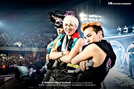 2 Layar Raksasa Tersedia di Luar Lokasi Jumpa Fans Bigbang