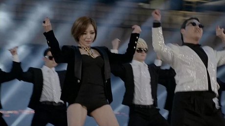 Ga In Makan Sehari Sekali Demi Tampil Seksi di  Gentleman  Psy