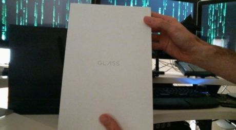http://images.detik.com/content/2013/04/19/1146/glass3.jpg