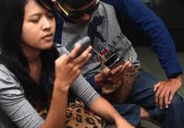 http://images.detik.com/content/2013/04/22/480/080001_pulsa.jpg