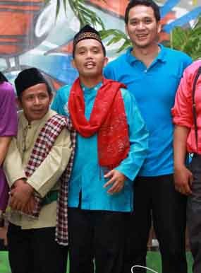 Maulana Tak Merasa Ustad Seleb