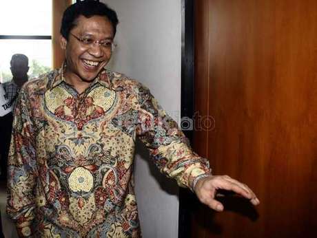 Asap Pekat Kembali Selimuti Pekanbaru, Jarak Pandang 300 Meter