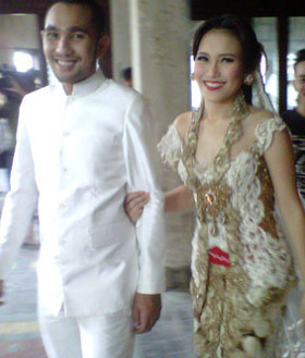 Foto pernikahan Ayu Ting Ting-Enji