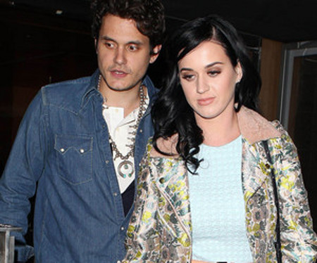 John Mayer Dedikasi Lagu untuk Katy Perry di Konser Perdana