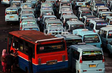 Tarif Angkutan Umum Resmi Naik Besok, Ini Daftar Kenaikannya