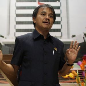 Pejabatnya Dijadikan Tersangka, Kominfo Pelajari Kasus Mobil Internet