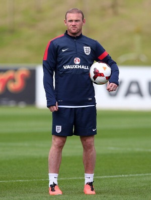 Roy Hodgson menyatakan bahwa Wayne Rooney sudah tidak lagi mengalami Roy Hodgson menyatakan bahwa Wayne Rooney sudah tidak lagi mengalami