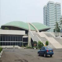 http://images.detik.com/content/2013/08/26/4/dpr1cover.jpg