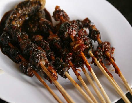  Sate Keong, Kenyal Enak dan Bergizi!