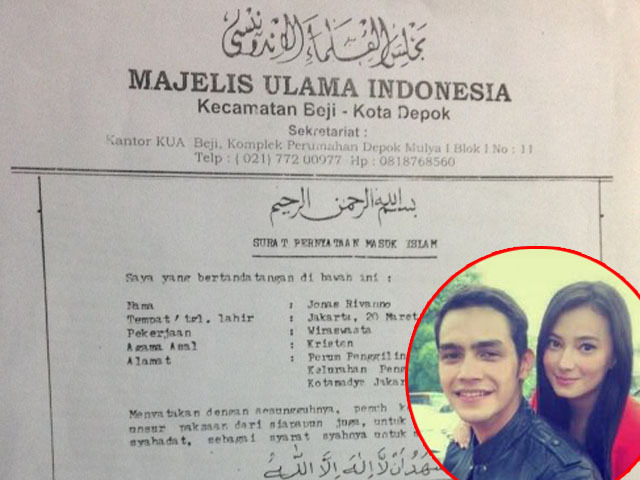 Foto surat pembuktian Jonas Rivanno telah masuk Islam