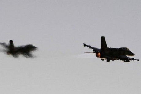 Balas Serangan Roket, Pesawat Tempur Israel Bombardir Gaza