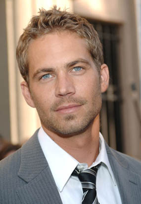 http://images.detik.com/content/2013/12/01/230/130156_paulwalkerdlm.jpg