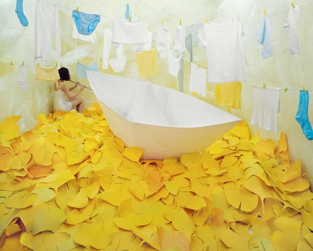 Namun kemudian, Jee lebih memilih bekerja dengan tangan ketimbang rekayasa komputer. (kredit foto: jee young lee) http://images.detik.com/content/2013/12/09/1146/8we.jpg