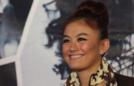 Agnes Monica Resmi Dikontrak Label Internasional 
