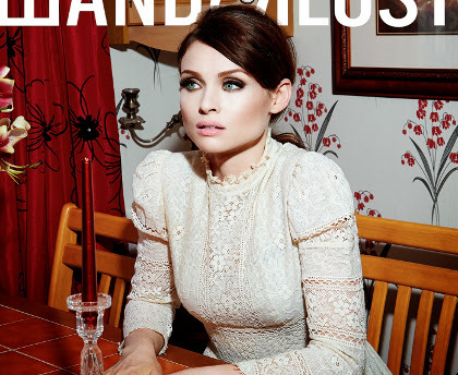  Wanderlust  Sophie Ellis-Bextor: Klasik Modern yang Seksi