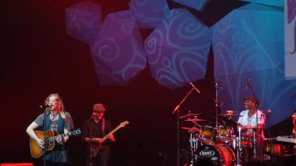 Allen Stone Intim dan Enerjik di Java Jazz Festival 2014