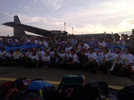 Anak-anak Sinabung Krisis Psikologis, TNI Kirim Pasukan Pendongeng Anak-anak Sinabung Krisis Psikologis, TNI Kirim Pasukan Pendongeng