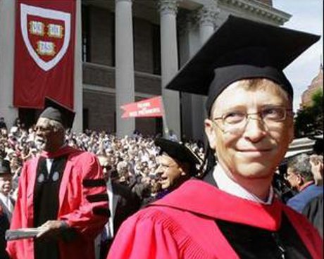 Cerita Inspiratif Bill Gates Saat Jadi Sarjana