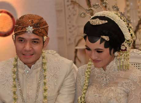Uang Rp 2.203.014 Jadi Mas Kawin Pernikahan Dude dan Alyssa Soebandono