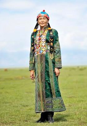 Potret Kaum Minoritas di Pameran Foto Bianglala Xinjiang