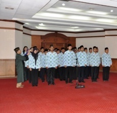 http://images.detik.com/content/2014/04/13/4/pns1.jpg