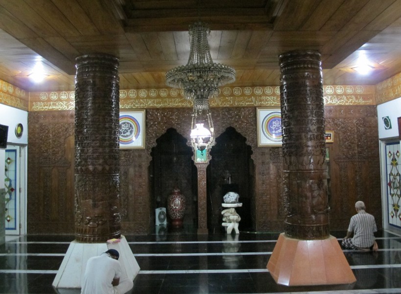 Masjid Perahu di Jakarta & 5 Keunikannya