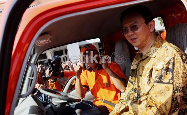 200040_ahok.jpg