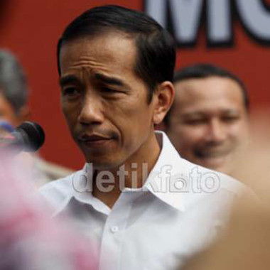 http://images.detik.com/content/2014/05/21/4/074505_jokowi15rachmandalam.jpg