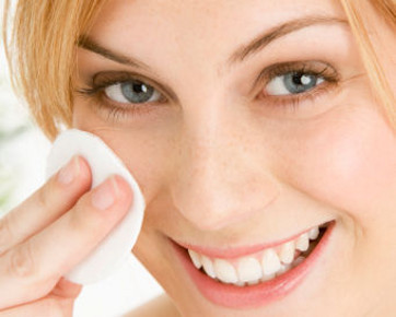 Tips Merawat Kulit Wajah dan Tubuh Menjelang Tidur Tips Merawat Kulit Wajah dan Tubuh Menjelang Tidur
