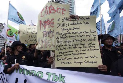 http://images.detik.com/content/2014/09/08/4/buruh31.jpg