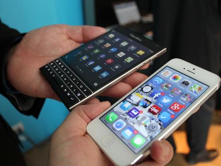 Ditukar BlackBerry Passport, iPhone Dihargai Rp 6,7 Juta